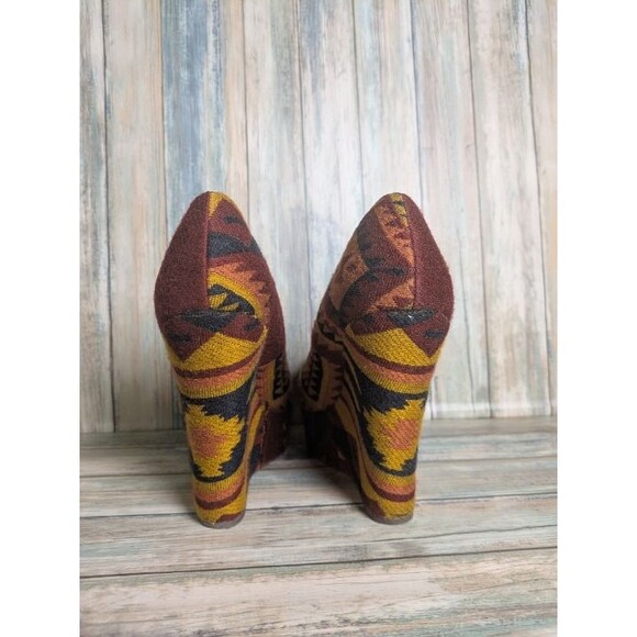Steve Madden Aztec Platform Wedge Heels Size 9M Festival Boho Western Tribal - Picture 4 of 10